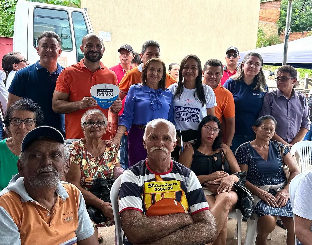 Caravana Fome e Sede de Justiça realiza ação social em Colinas